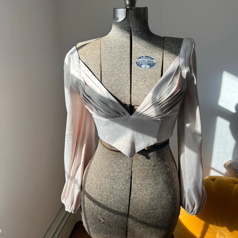 Blush BJ Long Sleeve Satin Crop Blouse - Picture 2 of 4
